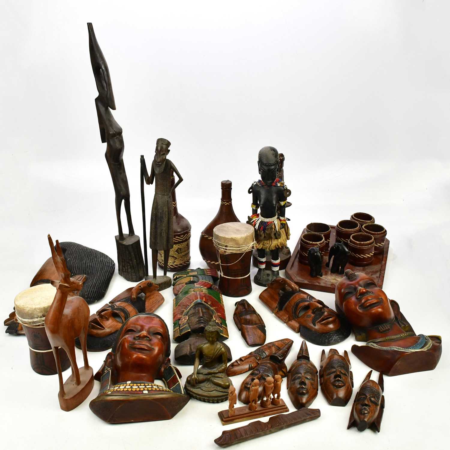 Castagna Collection African Lot 2746 - A large collection of African and ethnic