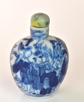 Lot 274 - A Chinese blue and white porcelain snuff...