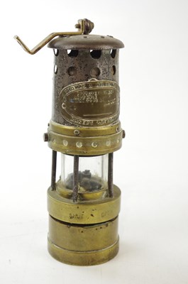 Lot 1476 - THOMAS & WILLIAMS LTD; a Under B midget...