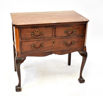 Lot 48 - An Edwardian mahogany two-over-one cabinet
