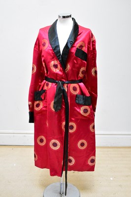 Lot 918 - A vintage 1960s Chinese red satin dressing...