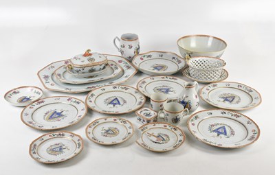 Lot 1009 - A good Chinese export ware Famille Rose...