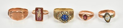 Lot 71 - Five assorted 9ct gold dress rings, combined...