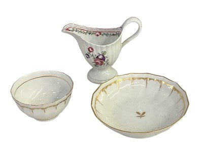 Lot 627 - WORCESTER; a first period gilt decorated tea...