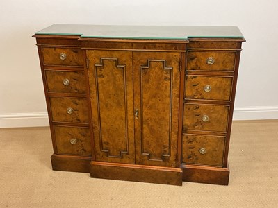 Lot 778 - A reproduction breakfront sideboard of small...