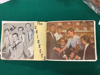 Lot 1524 - The quite extraordinary album of autographs...