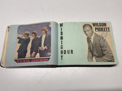 Lot 1524 - The quite extraordinary album of autographs...