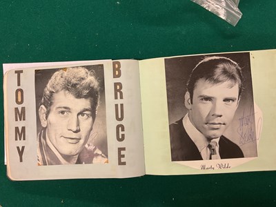 Lot 1524 - The quite extraordinary album of autographs...
