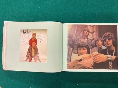 Lot 1524 - The quite extraordinary album of autographs...