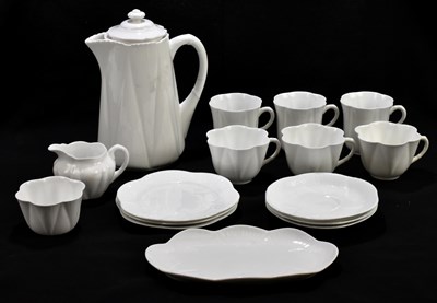 Lot 639 - SHELLEY; a sixteen piece part tea service in...