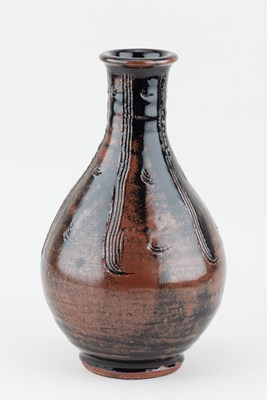 Lot 384 - JIM MALONE (born 1946); a stoneware Korean...