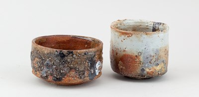 Lot 603 - ROBIN WELCH (1936-2019); a stoneware yunomi...