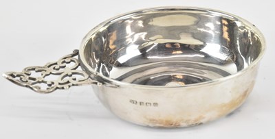 Lot 1193 - BARKER BROTHERS; a George V hallmarked silver...