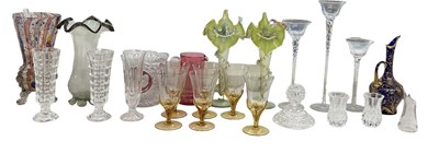 Lot 693 - A quantity of sundry glassware including...