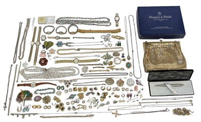 Lot 1344 - A quantity of costume jewellery including...