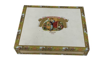 Lot 342 - ROMEO Y JULIETA; a box of twenty-five Habana...