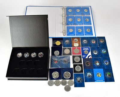 Lot 596 - A collection of modern commemorative coins,...