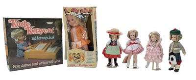 Lot 579 - SHIRLEY TEMPLE; four boxed dolls of the Silver...