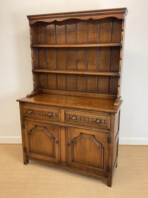 Lot 820 - An oak dresser, height 190cm, width 122cm,...