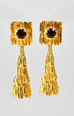 Lot 636 - A pair of c.1970s 9ct yellow gold bark...