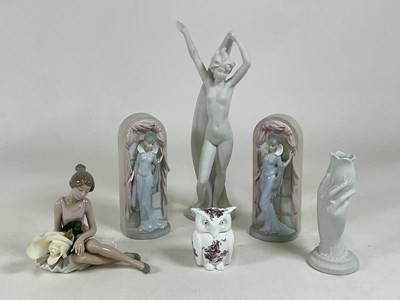 Lot 243 - Ceramic figures, including Nao, Goebel,...