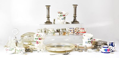 Lot 341 - A collectors' lot of miniature porcelain...