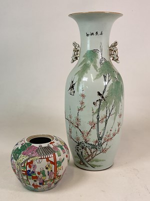 Lot 46 - A large Chinese porcelain twin handled vase,...