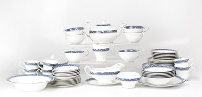 Lot 290 - AYNSLEY; a ‘Blue Mist’ part dinner and tea...