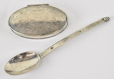 Lot 1207 - A George V hallmarked silver teaspoon, London...