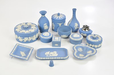 Lot 775 - WEDGWOOD; a collection of jasperware including...