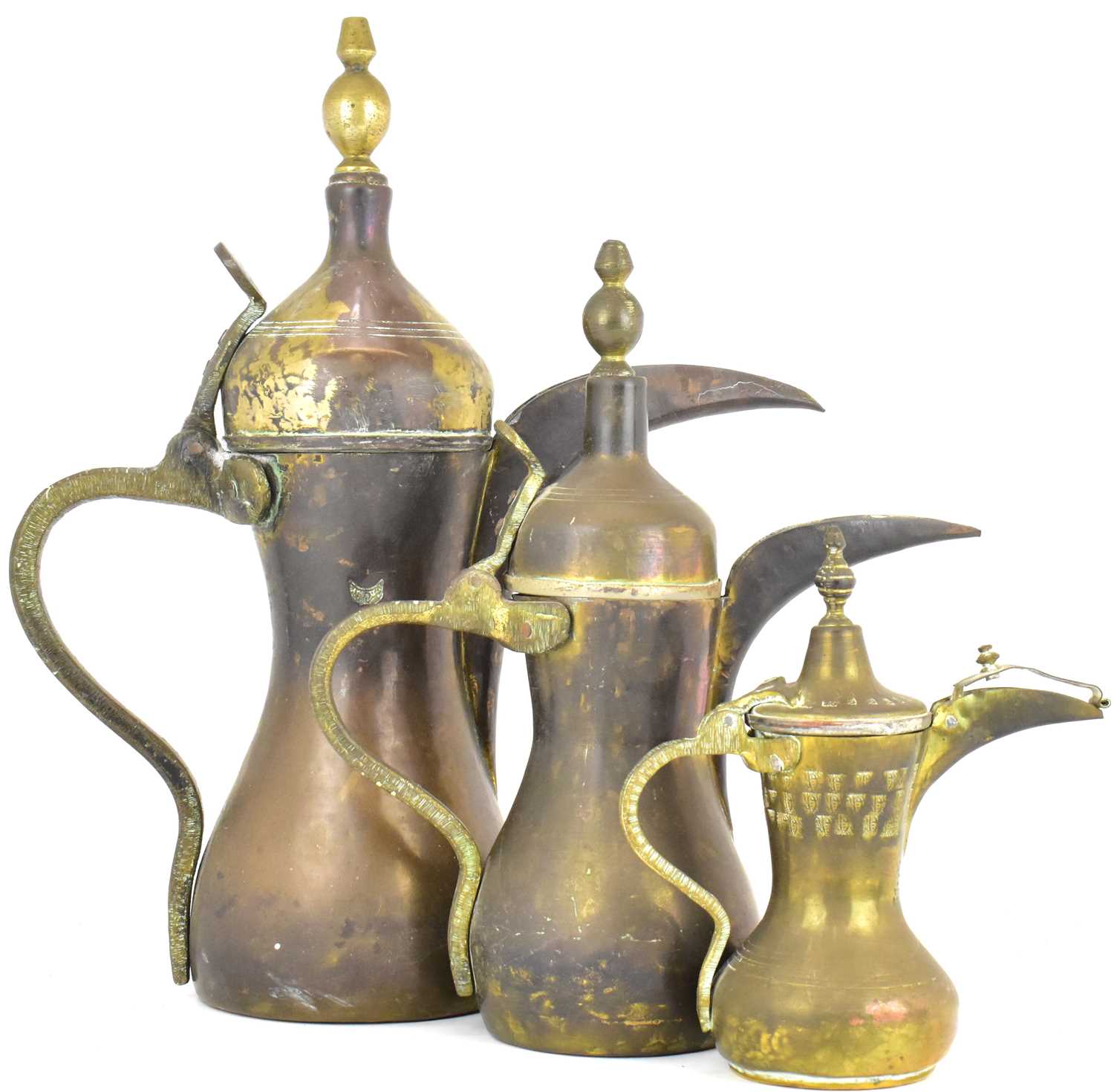 Lot 190 - A graduated set of three 20th century