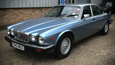 Lot 1004 - JAGUAR; a 1988 XJ V12 Sovereign, with 5.3ltr...