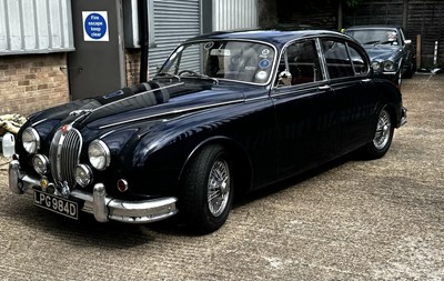 Lot 1001 - JAGUAR; a 1966 MkII 3.4 litre saloon in dark...