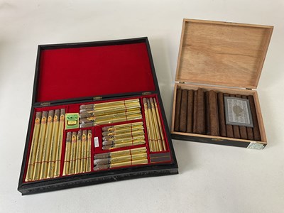 Lot 76 - A box of Roy Frampton cigars of various sizes,...