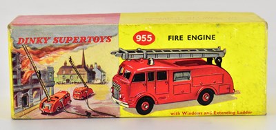 Lot 229 - DINKY SUPERTOYS