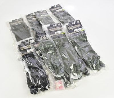 Lot 3 - BLACKHAWK!; A.V.I.A.T.O.R Aptitide gloves,...