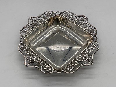 Lot 1486 - ELKINGTON & CO LTD; an Edwardian Art Nouveau...