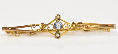 Lot 1291 - A 9ct yellow gold and seed pearl bar brooch,...