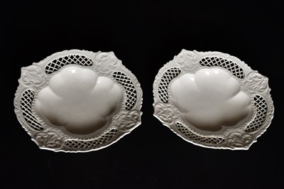 Lot 907 - A pair of creamware bowls with lattice work...