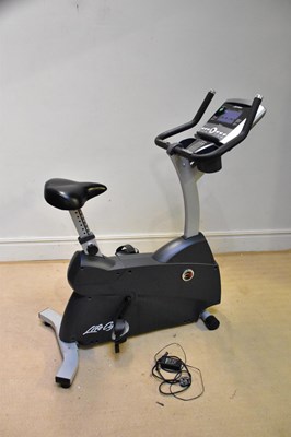 Lot 282 - LIFE FITNESS; a contemporary exercise bike.