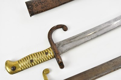 Lot 1352 - A French 1866 chassepot bayonet with scabbard...