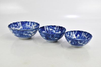 Lot 882 - A graduated set of three early 20th century...