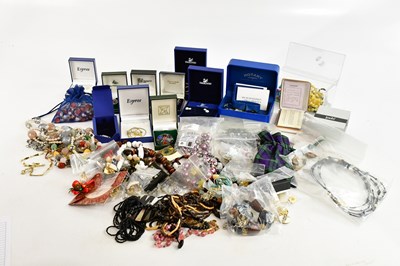 Lot 1615 - A large collection of assorted costume...
