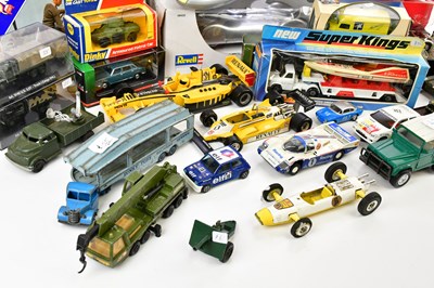 Lot 1083 - FORMULA ONE (F1) INTEREST; a collection of...