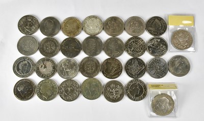 Lot 750 - A quantity of mostly commemorative UK crowns,...