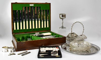 Lot 715 - A quantity of silver plated ware, to include a...