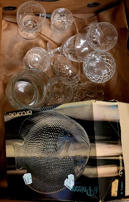 Lot 369 - A quantity of cut glass and crystal glassware...