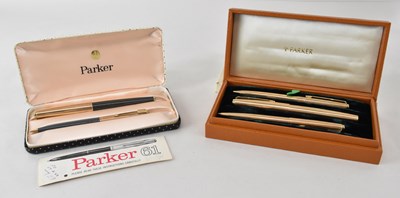 Lot 281 - PARKER; a model 61 two pen set in sage green...