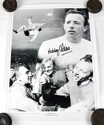 Lot 405 - WORLD CUP 1966; a signed black and white...