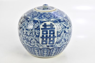 Lot 1080 - A 19th century blue and white Chinese vase and...